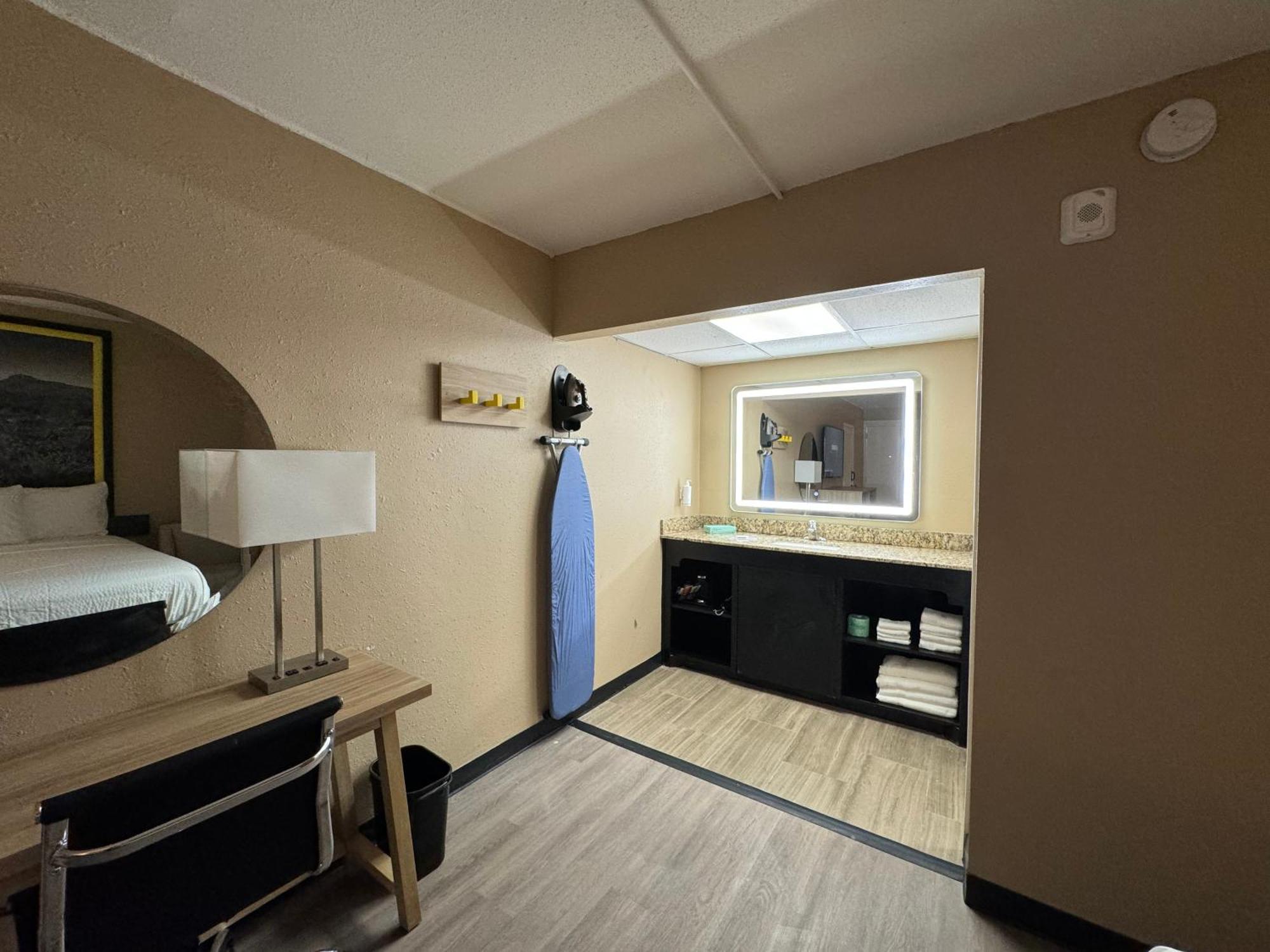 Super 8 By Wyndham Corpus Christi Airport Otel Dış mekan fotoğraf