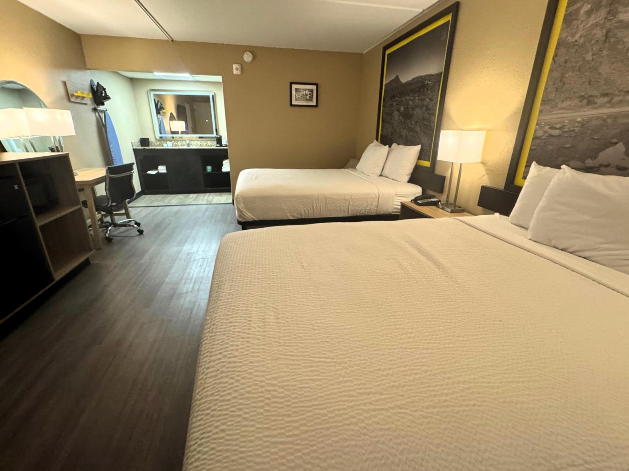 Super 8 By Wyndham Corpus Christi Airport Otel Dış mekan fotoğraf