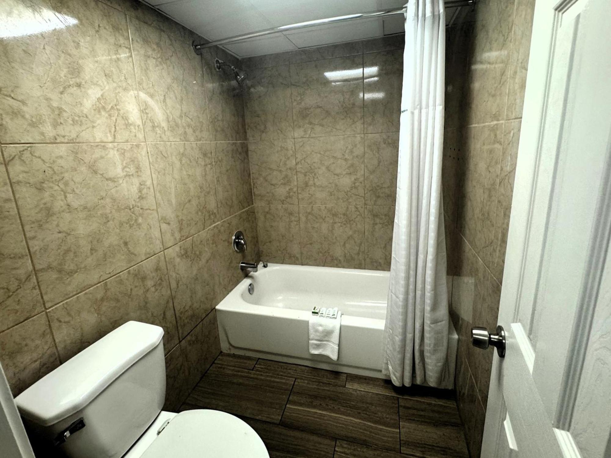 Super 8 By Wyndham Corpus Christi Airport Otel Dış mekan fotoğraf
